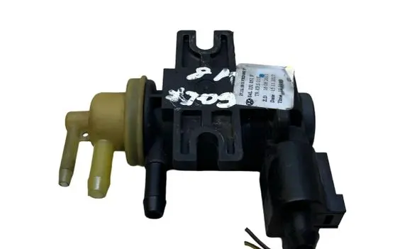 Volkswagen Golf VII Turbo solenoid valve 1K0906627R 04L131051F