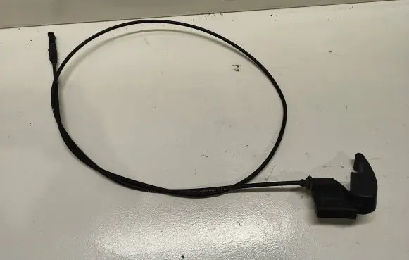 Engine bonnet (hood) release handle