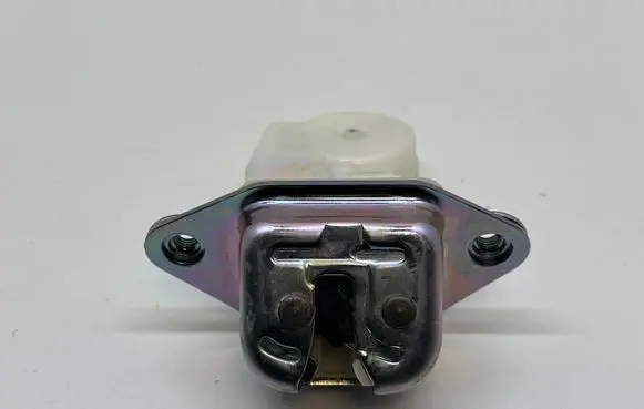 Subaru Impreza IV Tailgate/trunk/boot lock/catch/latch