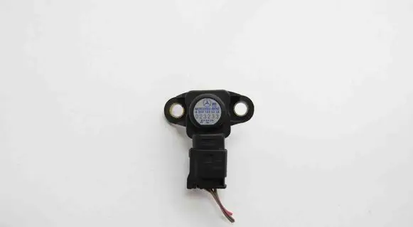 Mercedes-Benz C W203 Air pressure sensor A0041533328