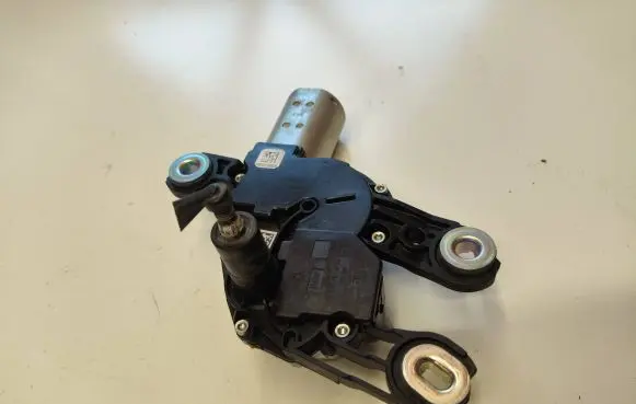 Audi A3 S3 8V Rear window wiper motor 8V0955711 W000030581 469470505