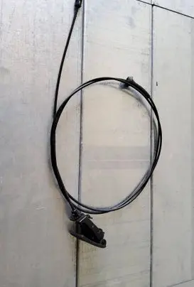 Dodge Durango Engine bonnet/hood lock release cable 