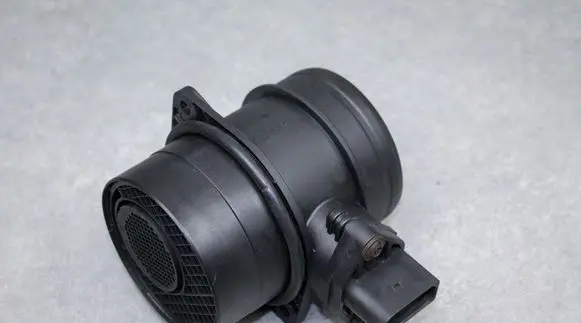 Audi A4 S4 B7 8E 8H Mass air flow meter 0281002461 074906461B