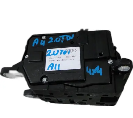 Audi A4 S4 B9 Gear shifter/selector 8W1713041Q