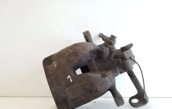 Opel Vivaro Rear brake caliper 9806477880
