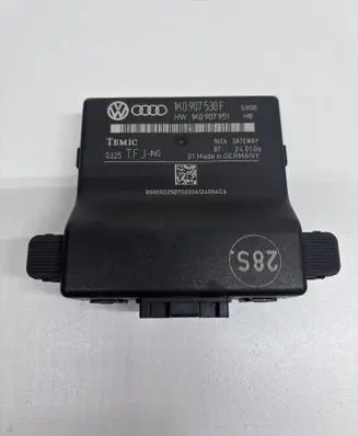 Volkswagen Golf V Gateway control module 1K0907530E 1K0907951 1K0907530F