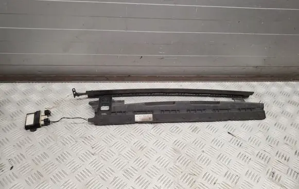 Mercedes-Benz SL R231 Trunk lid opening control unit A2319050657 A2319050757