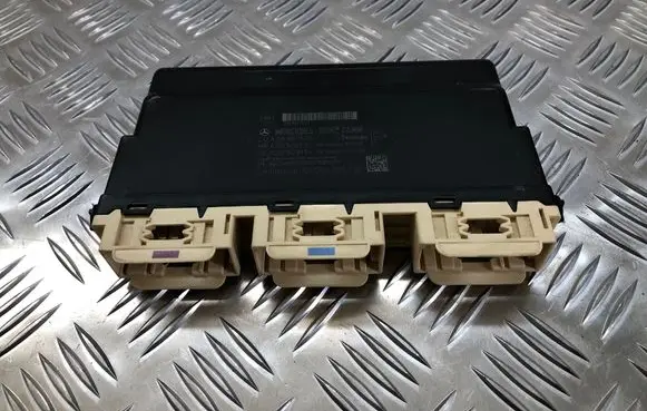 Mercedes-Benz C W205 Other control units/modules A2059007827 A2059028110 A2059016713