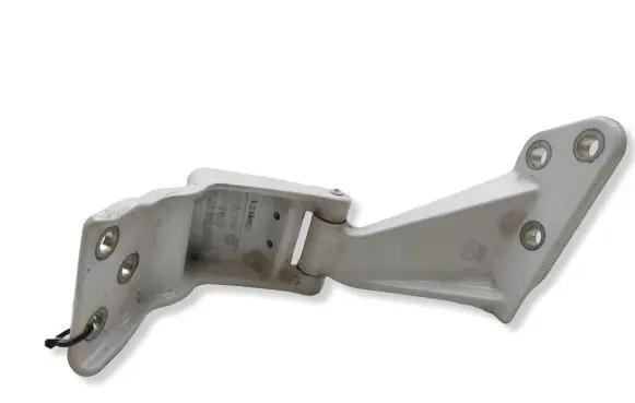 Mercedes-Benz Vito Viano W447 Rear door upper hinge A4477400737 A047058