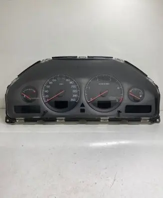 Speedometer (instrument cluster)
