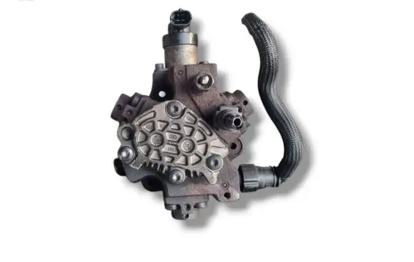 Volvo C30 Fuel injection high pressure pump 0445010102 9683703780