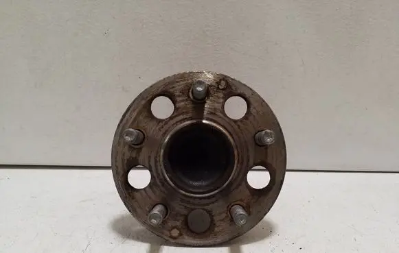 Toyota Yaris Cross Rear wheel hub 895440D100
