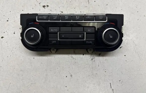 Volkswagen PASSAT CC Climate control unit 5K0907044BD 5HB00974631