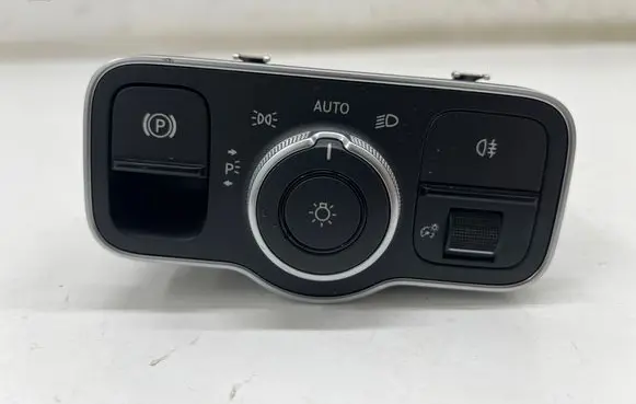 Mercedes-Benz CLA C118 X118 Light switch A2479052902