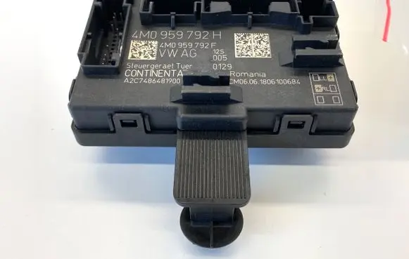 Audi A4 S4 B9 8W Other control units/modules 4M0959792H