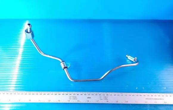 Toyota Sienna XL40 IV Fuel line pipe