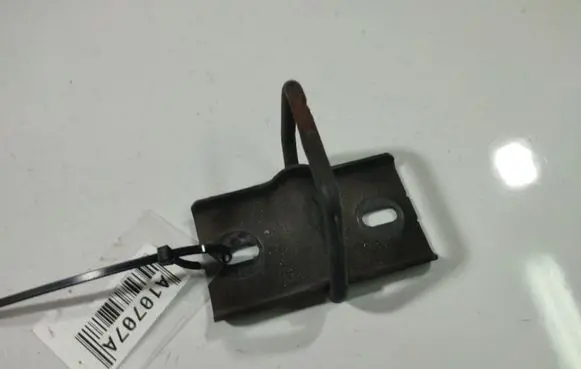 Mercedes-Benz B W245 Rear door lock loop/hook striker 
