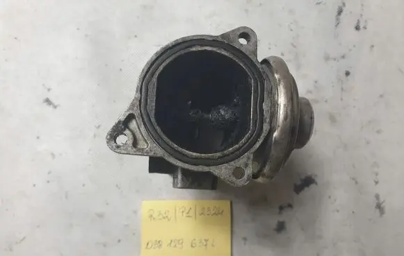 Audi A3 S3 8L EGR valve 038129637L
