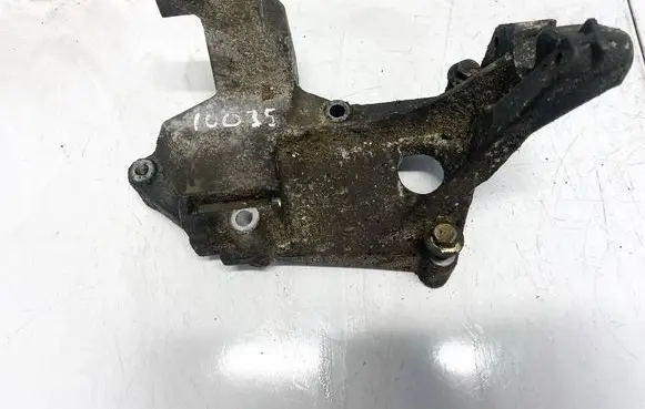 Ford Focus Engine mounting bracket 98ff1q239be 98ff-1q239-be