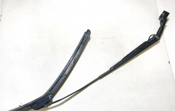 Hyundai Getz Front wiper blade arm