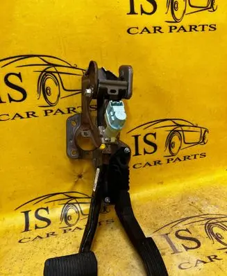 Ford Escape IV Pedal assembly LJ9C2D094AB LX619F836AA