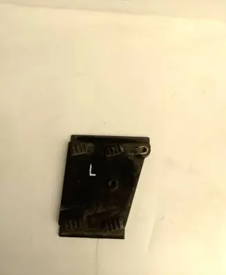 Audi A8 S8 D2 4D Bumper support mounting bracket corner 4d0807254