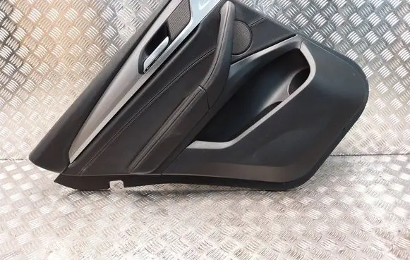 BMW X3 G01 Coupe rear side trim panel S26380674 7410263