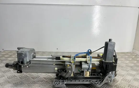 Steering wheel axle