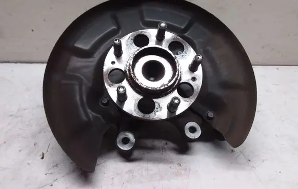 KIA Niro Rear wheel hub F613120