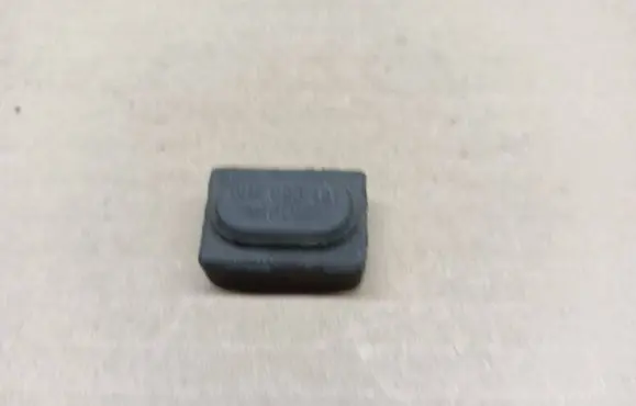 Seat Leon (5F) Engine compartment rubber 