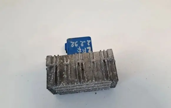 Opel Zafira B Glow plug pre-heat relay 55353011 51299014a