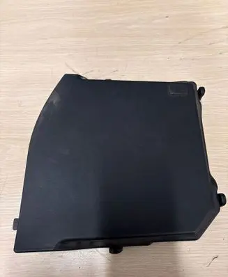 Volvo XC60 Battery box tray cover/lid 31294775