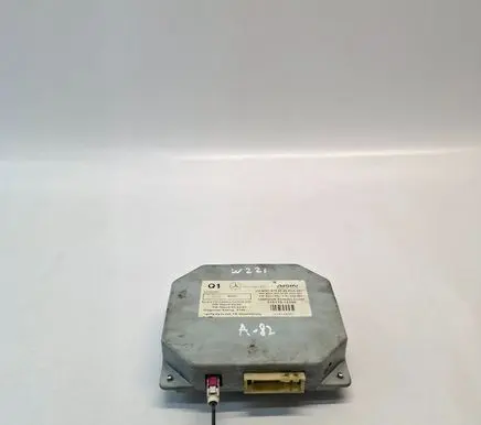 Mercedes-Benz S W221 Video control module A2218708326 A2218270645