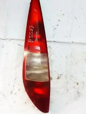 Ford Mondeo Mk III Rear/tail lights