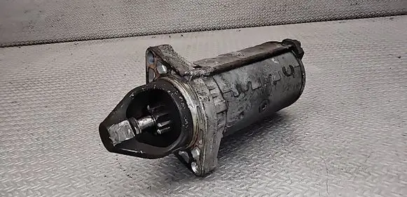 Opel Corsa D Starter motor 55221292 TS18E33
