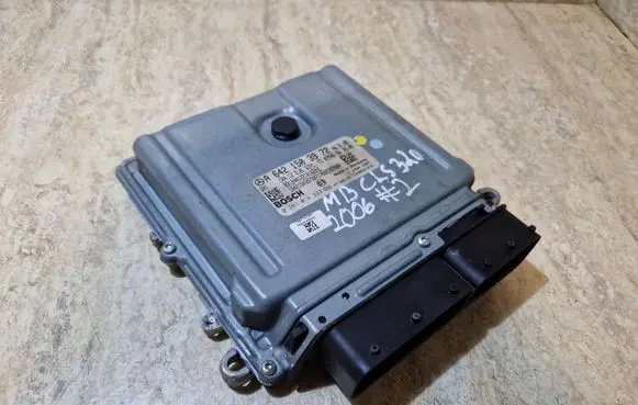Mercedes-Benz CLS C219 Engine control unit/module A6421503972