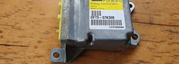 Mazda 2 Airbag control unit/module DF7357K30B