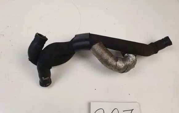 Volvo XC70 Engine coolant pipe/hose 30757649