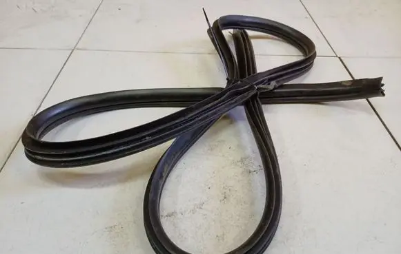 KIA Ceed Rubber seal rear door 