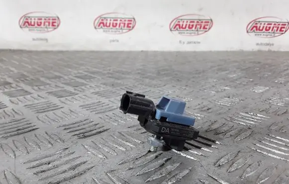 Toyota RAV 4 (XA50) Airbag deployment crash/impact sensor 8983A33010