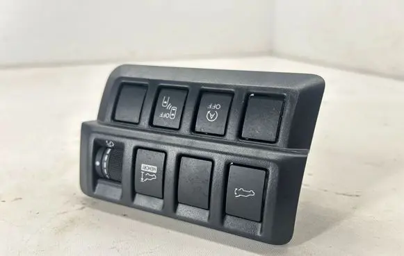 Subaru Forester SK Other switches/knobs/shifts 83472AL040VH