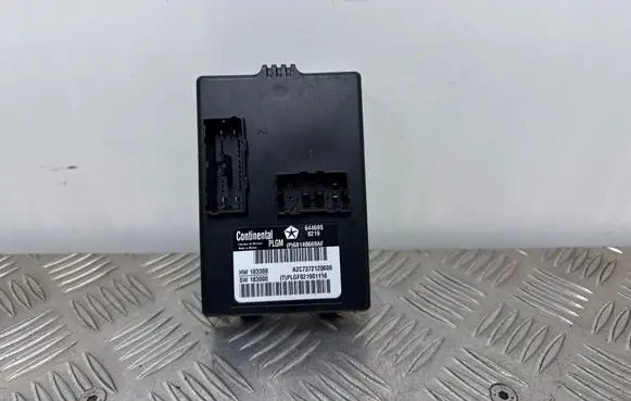 Dodge Durango III Tailgate/trunk control unit/module 68140669AF