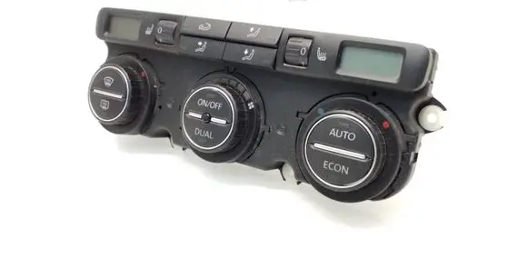 Volkswagen PASSAT B6 Climate control unit