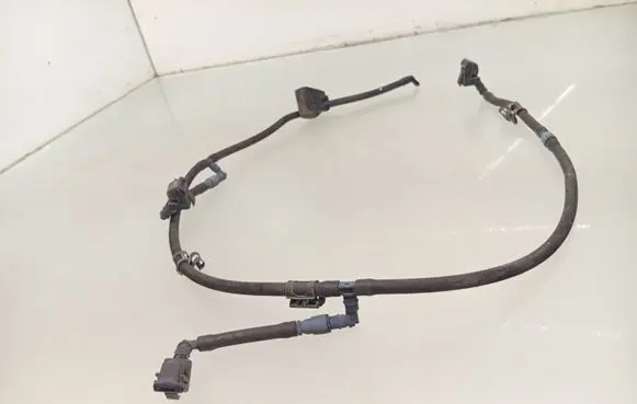 Mercedes-Benz R W251 Windshield washer spray nozzle A2518600947