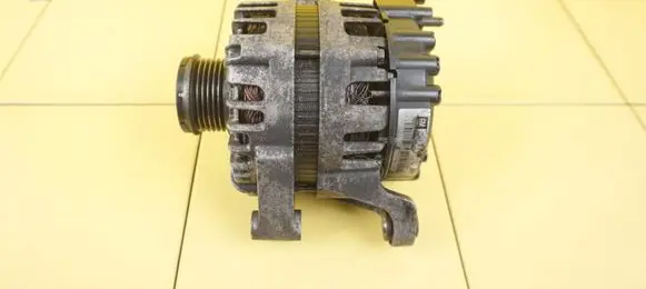 Opel Mokka Generator/alternator 13577154 A14NET