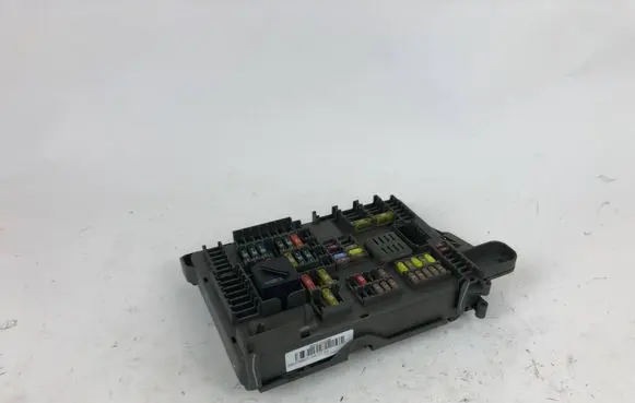 BMW X6 E71 Fuse box set 6931687 6801560