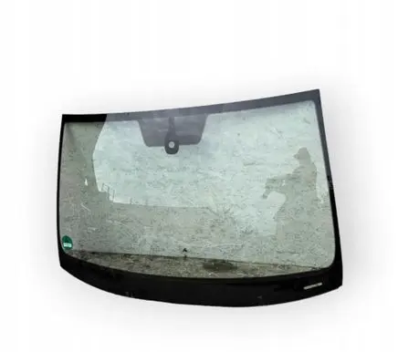 Skoda Karoq Front windscreen/windshield window