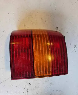 Volkswagen PASSAT B4 Rear/tail lights 3A9945111