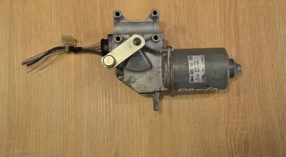 Jaguar XF X250 Wiper motor 8X2317500