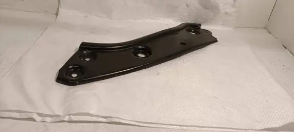 Radiator support slam panel bracket